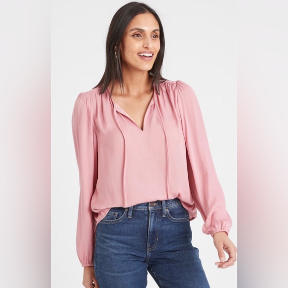Banana Republic Factory Tops - Banana Republic Factory Shirred Tie-Front Dusty Rose Blouse NWT Size Large